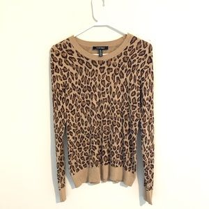Ellen Tracy Leopard Sweater Size Medium